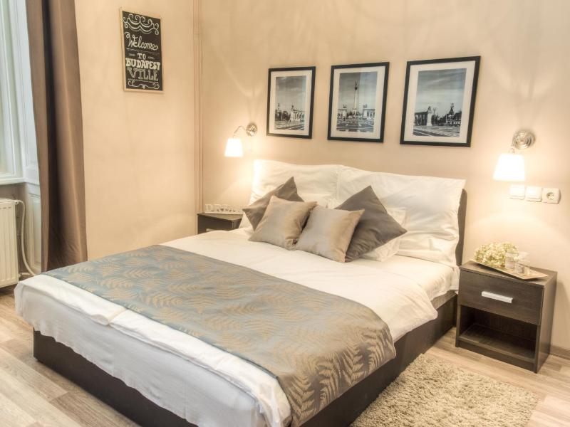 Deluxe Double Room with Shower image 2