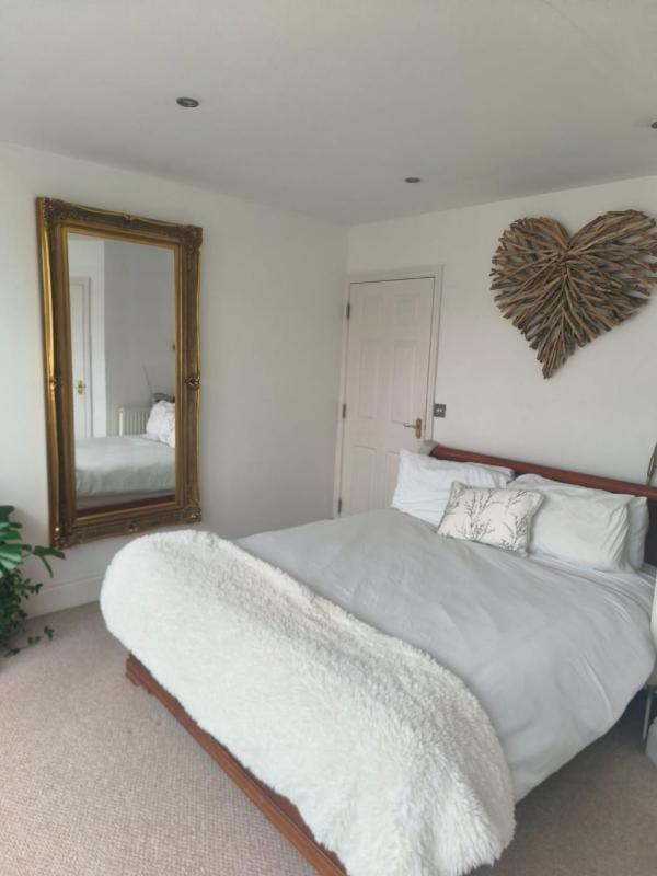 The Castle - Cheltenham Best for Gold Cup Retreat by Suitely - image 15