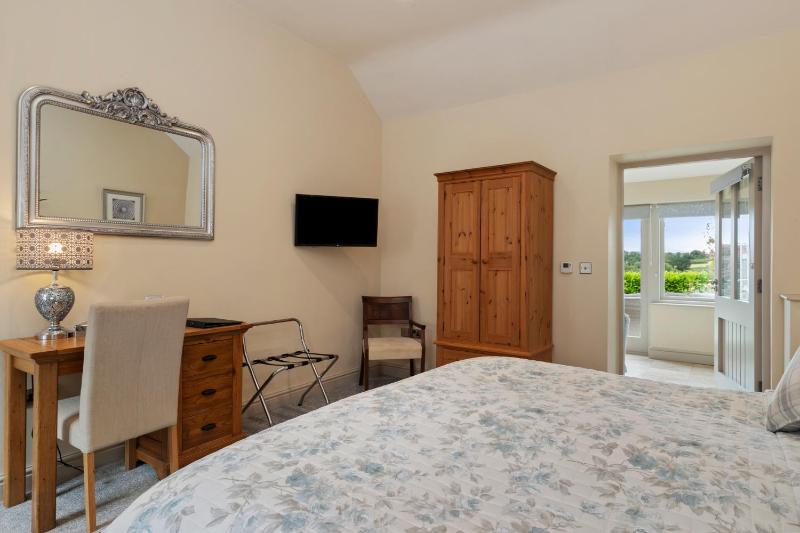 Junior Suite with Terrace image 1