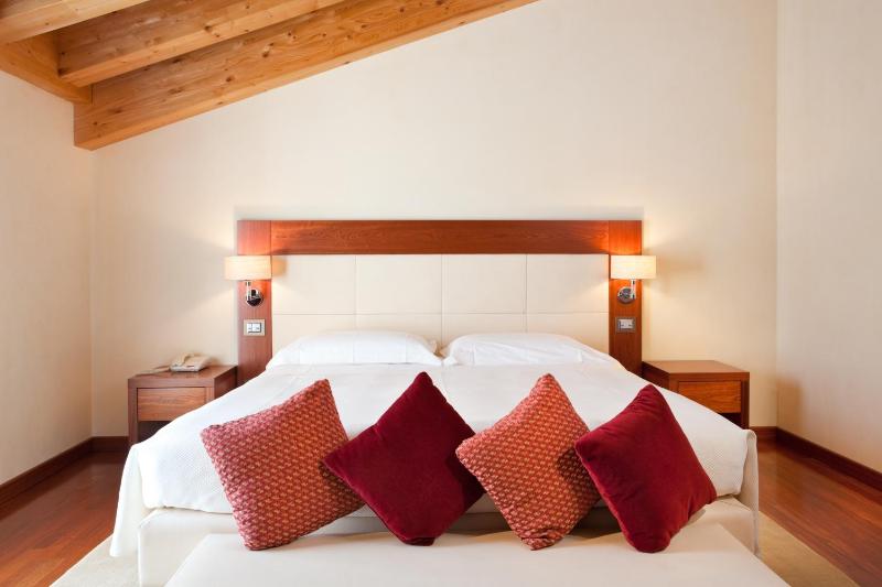 Superior Double Room image 4