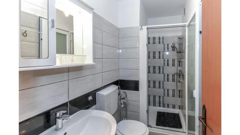 Comfortable apartment in Umag with parking space - image 18