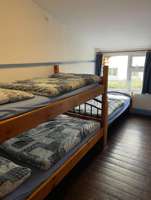 Bed in 3-Bed Mixed dormitory room image 1
