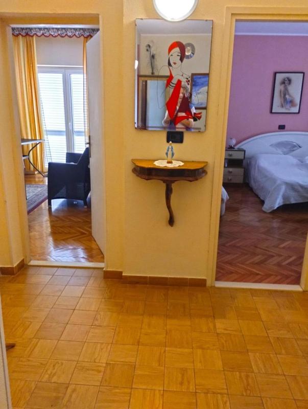 Charming apartment in Umag with balcony - image 14