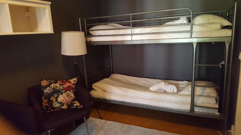 Triple Room with Shared Bathroom image 1