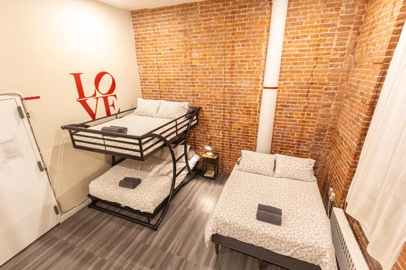 Studio Apartment #10 image 3