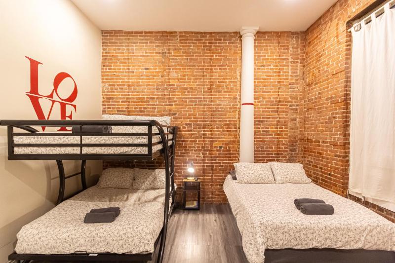 Studio Apartment #10 image 3