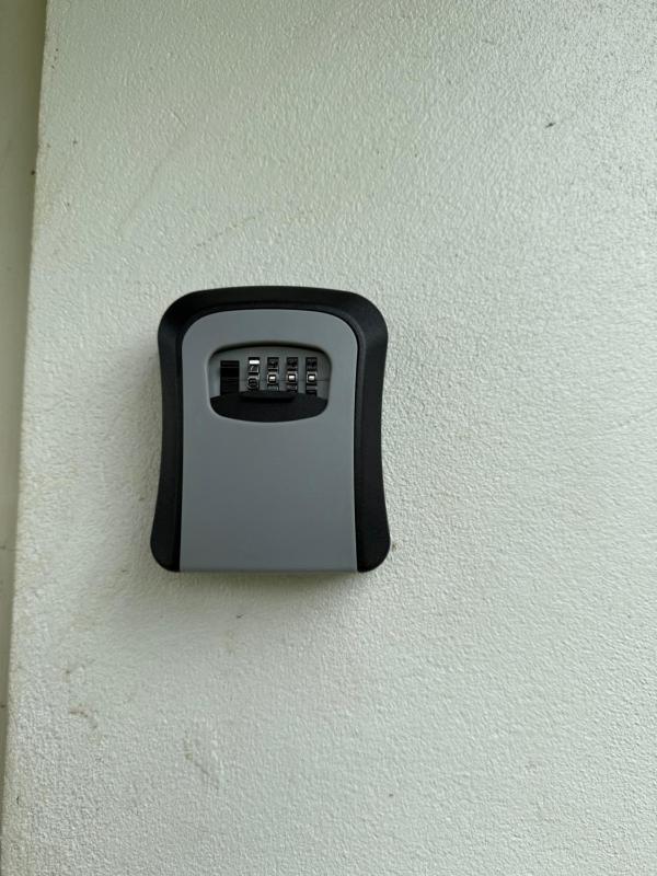 Airport Dock Apartments - image 11