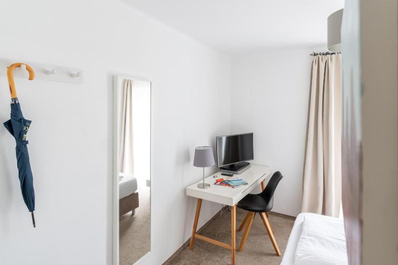 Single Room - Annex (3 Stars) image 2