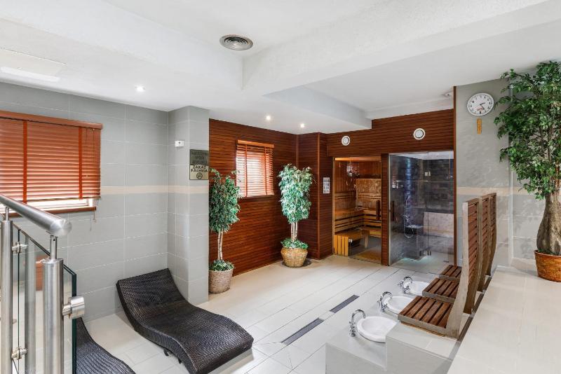 Atrium Spa Practical Studio Near the Beach by Noclegi Renters - image 26