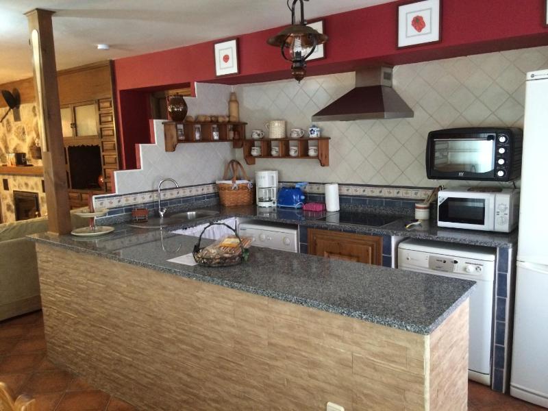 Five-Bedroom House image 3