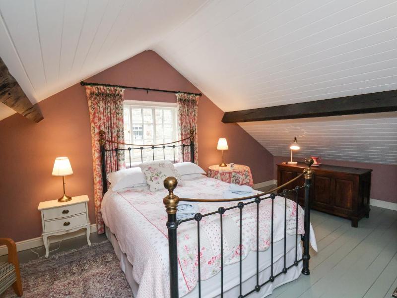 Quoits Cottage - image 7