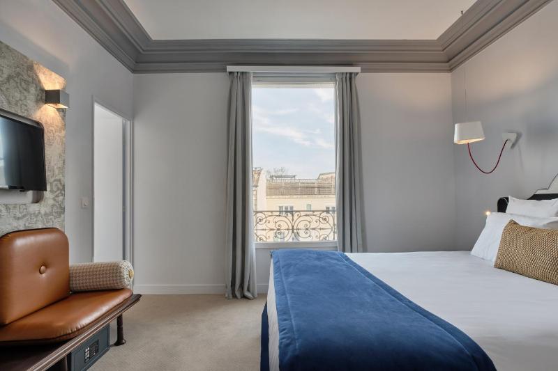 Privilege Double Room image 4