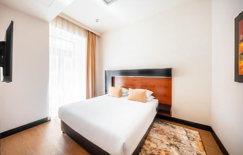 Suite image 1