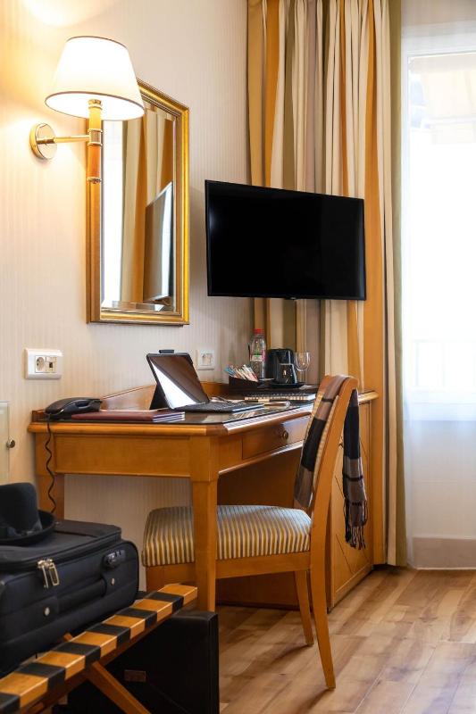 Economy Single Room image 4