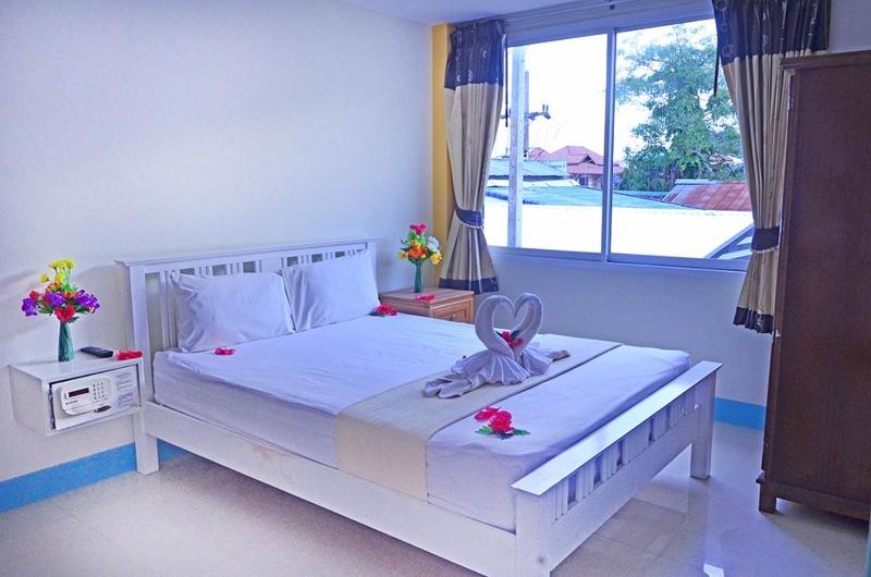Standard Double Room with Fan image 1
