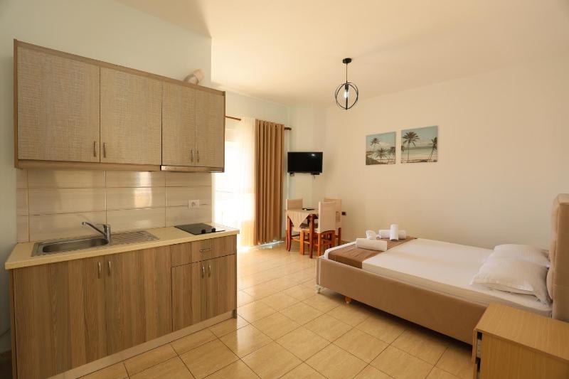 Michelle Apartments - image 4