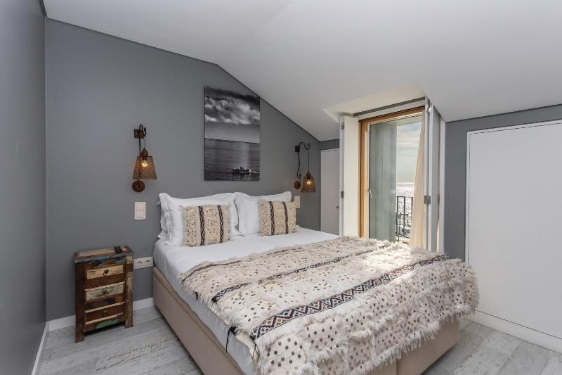 Double or Twin Room with Balcony image 1