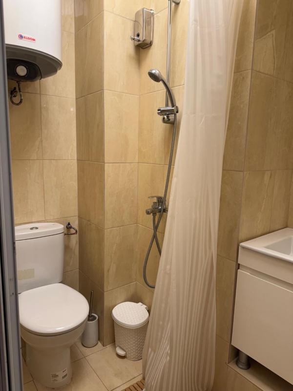 One-Bedroom Apartment with View image 3