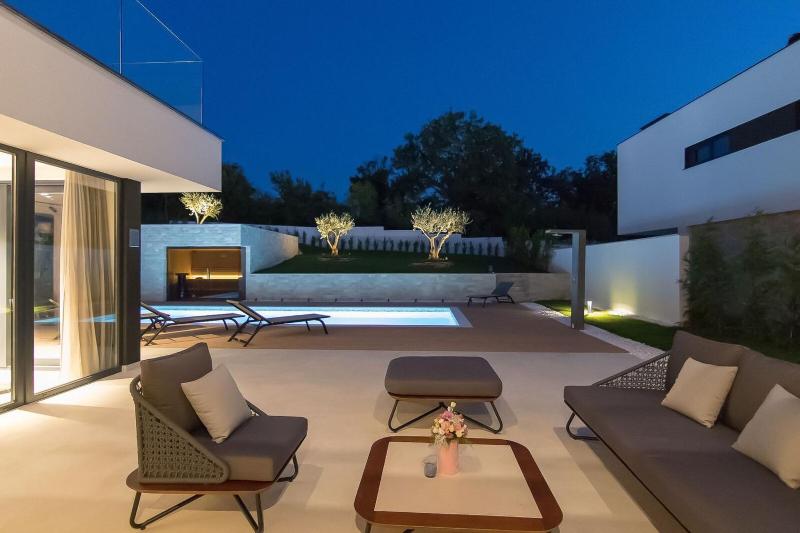 Villa #1 for 8 people near Rovinj with 50 m2 private pool sauna & pet friendly - image 31