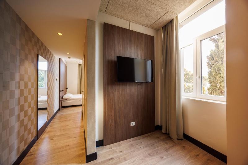 Suite image 2