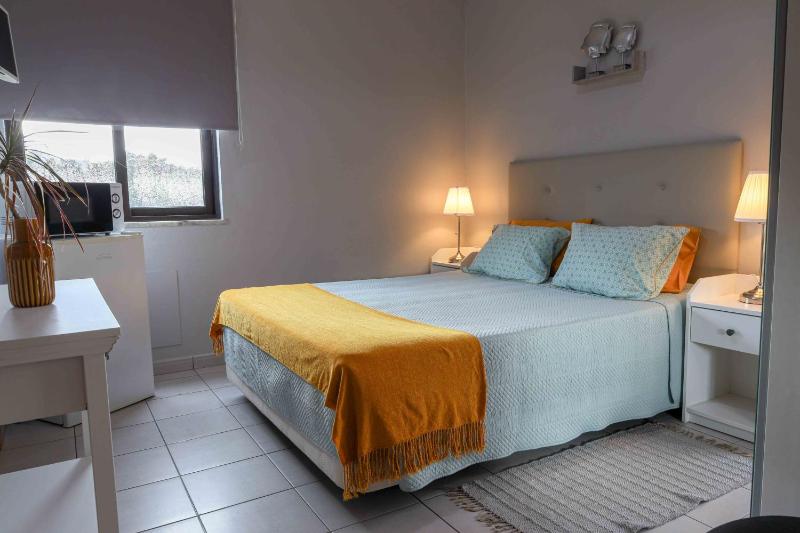 Double Room image 4