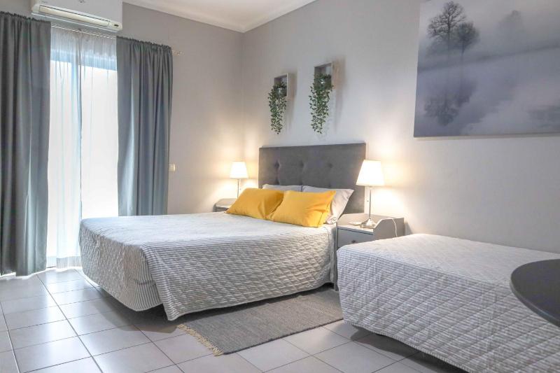 Triple Room image 3