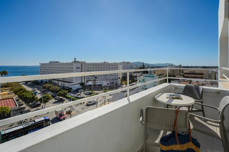 Apartment with View image 1