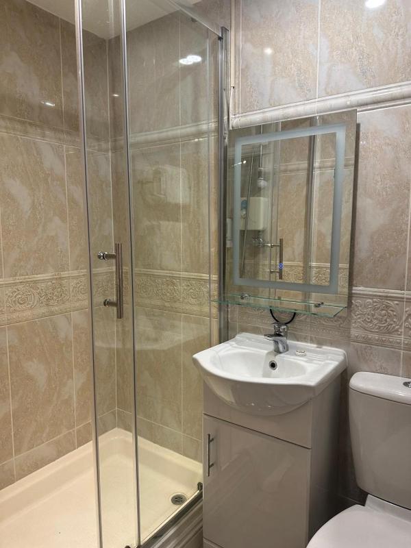 Classic Triple Room image 3