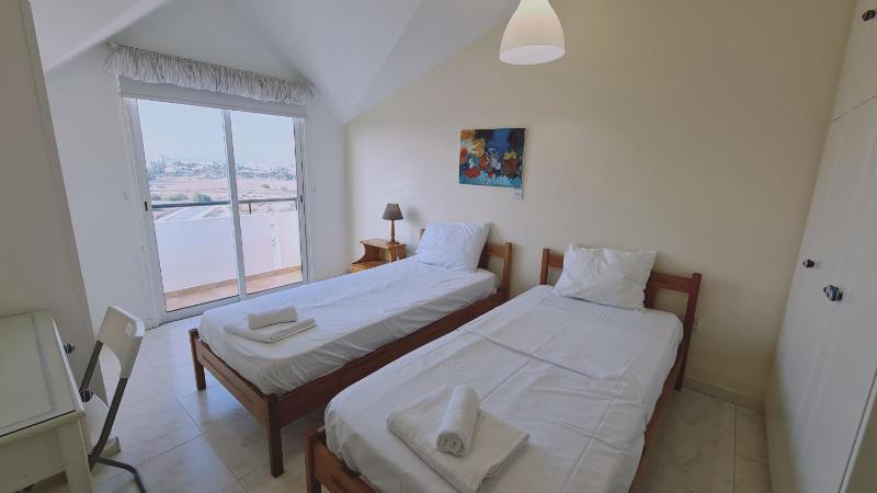 STAY Sea and Salt Lake Panoramic View Apt - image 12