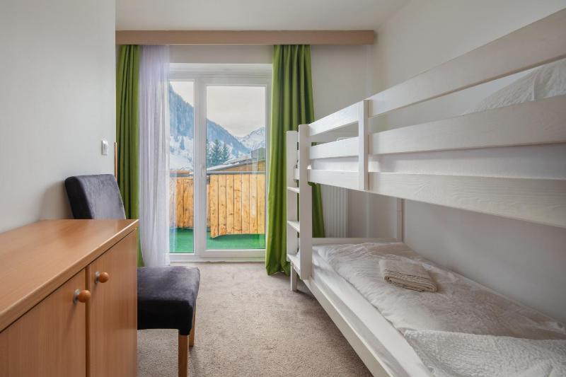 Family Two-Bedroom Suite image 3