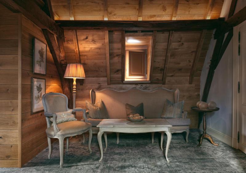 Luxury Room image 3
