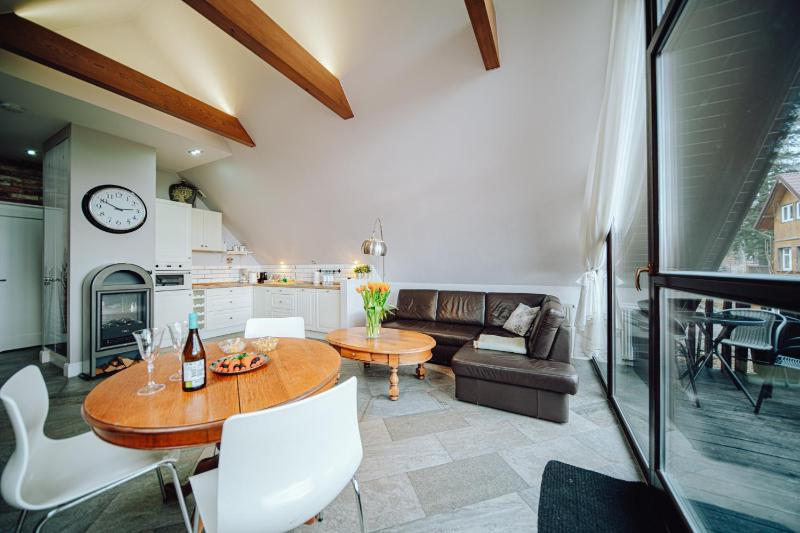 Apartamentowiec Panorama Gór City Center Family&Pet-friendly - image 33