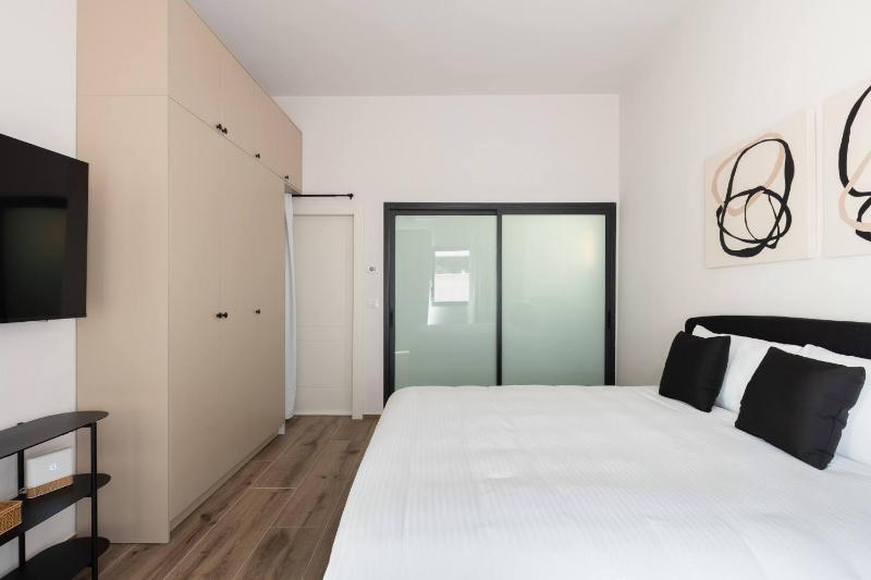 Chic & Quiet Studio in Hakerem by TLV2RENT - image 14