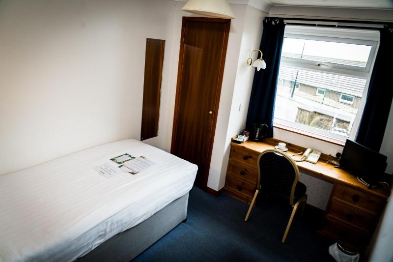 Standard Single Room image 1