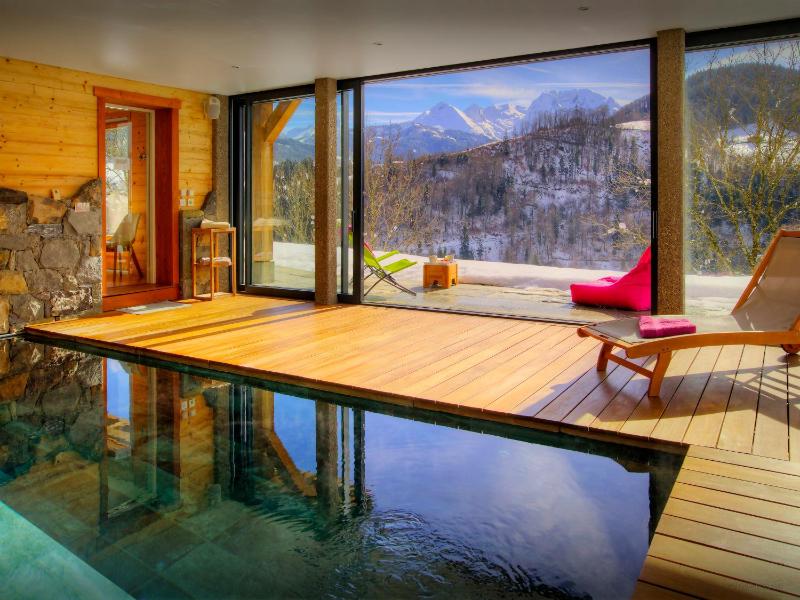 Superior Chalet image 1