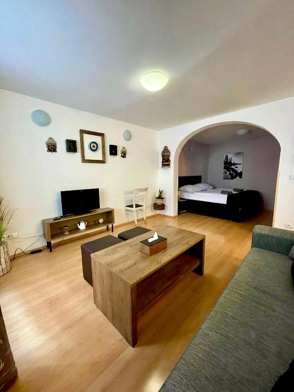 Apartment II image 1