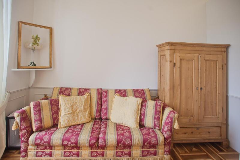 Superior Triple Room image 1