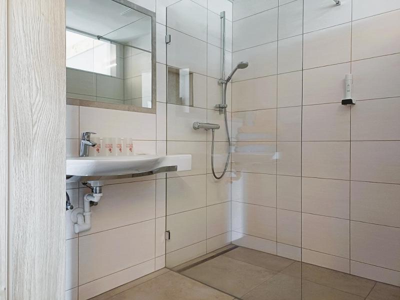 Two-Room Apartment image 2