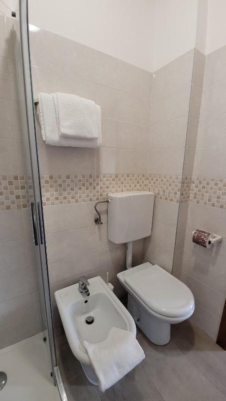 Quadruple Room image 1