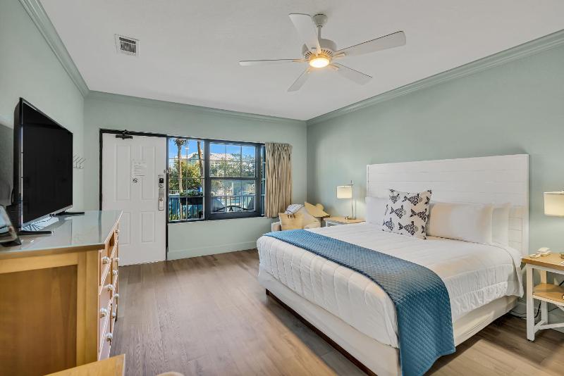 Beachside Inn - image 2
