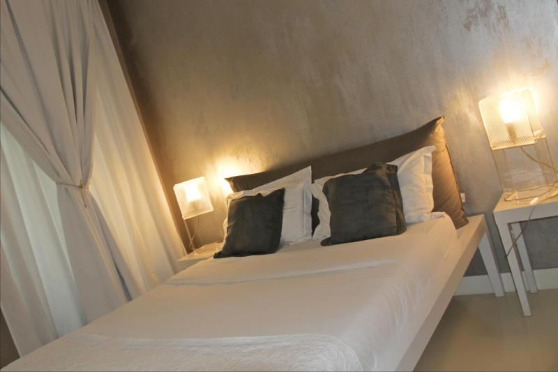 House 5 - image 1