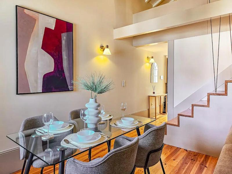 Wood Haven Luxury Duplex Downtown Porto with AC - image 19