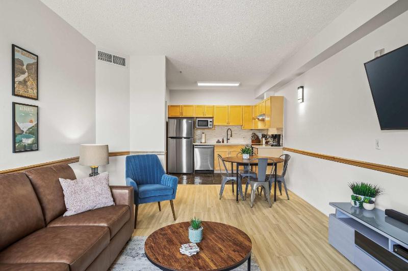 Charming & Cozy 1-Bedroom Retreat - image 16