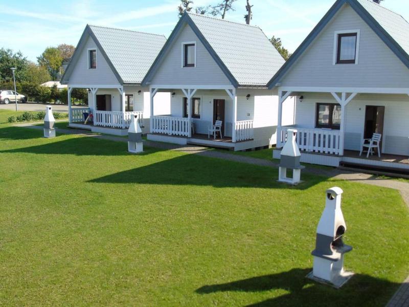 Comfortable holiday homes close to the sea - image 21