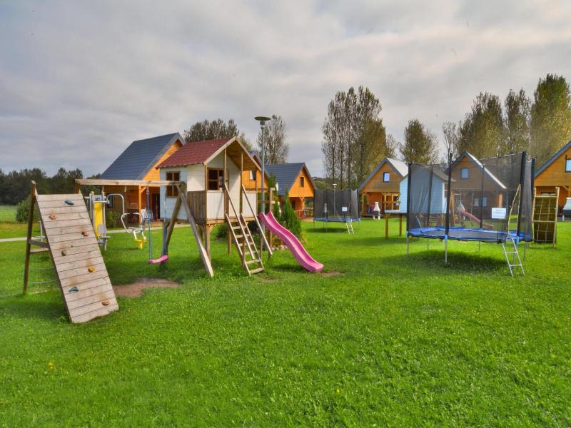 Comfortable holiday homes close to the sea - image 17