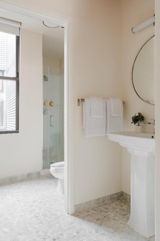 Triple Room image 3