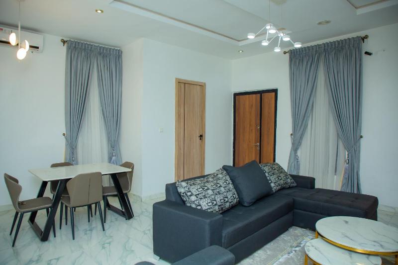 Entire House on Orchid Road Lekki - image 16