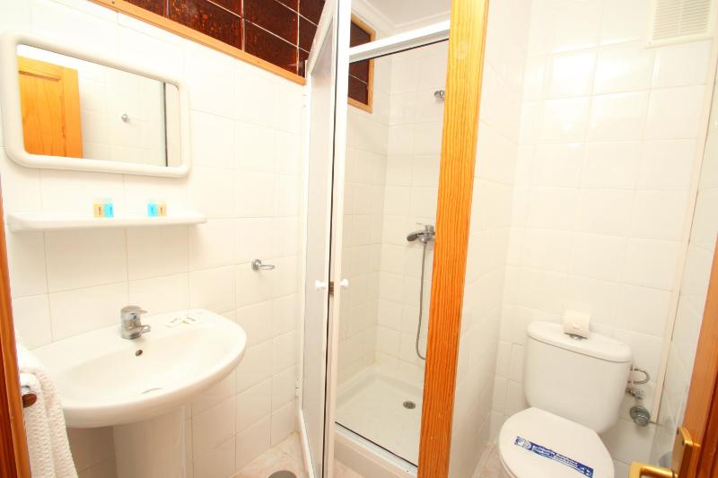 One Bedroom Apartment with Pool View image 1