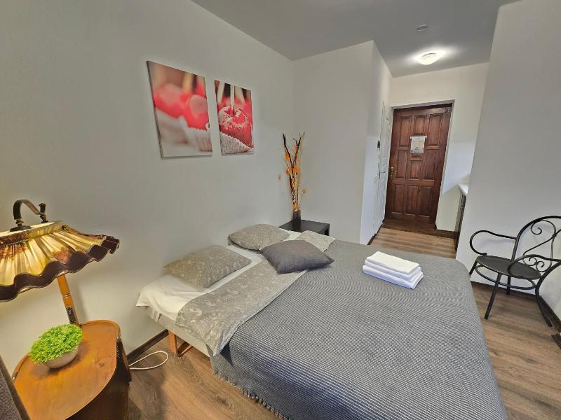 S4 Studio Apartment - image 26