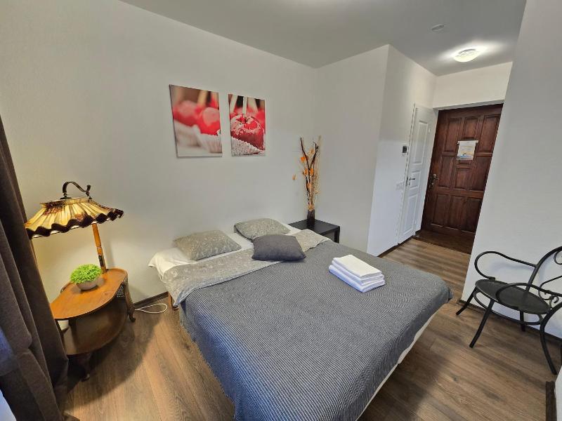 S4 Studio Apartment - image 2